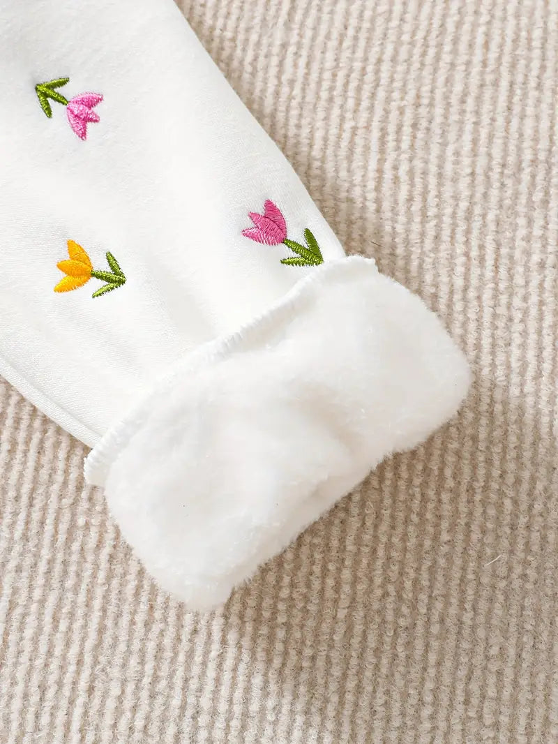 Flower Sweatshirt with Denim Pants flower embroidery