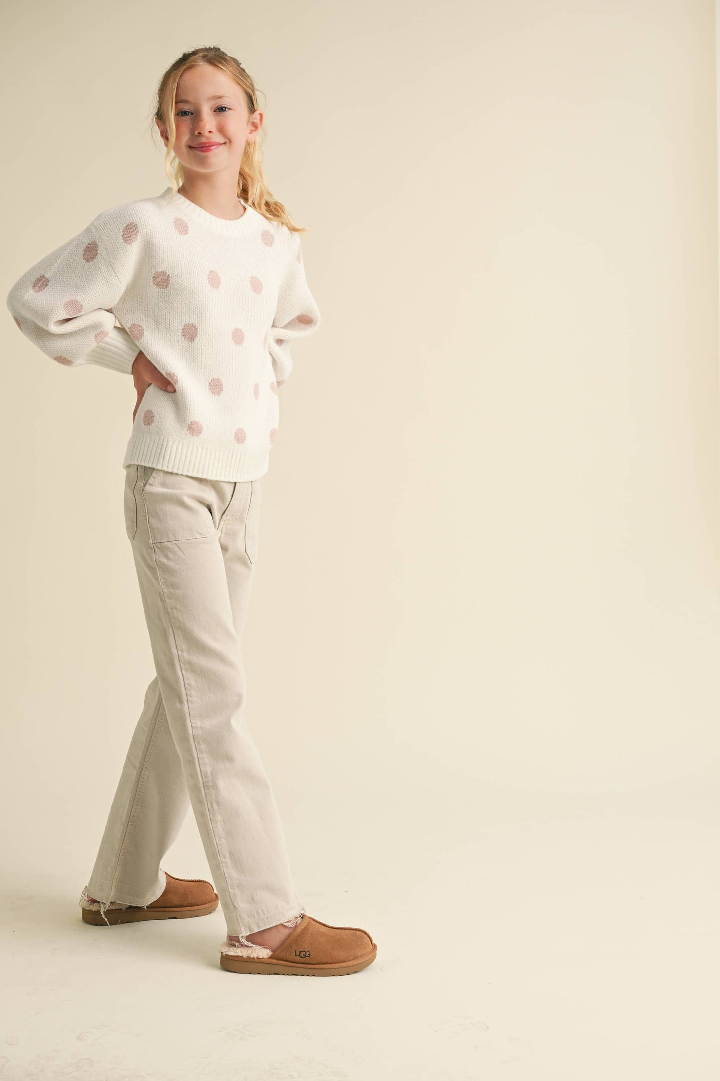 TWEEN GIRLS CREW NECK SWEATER