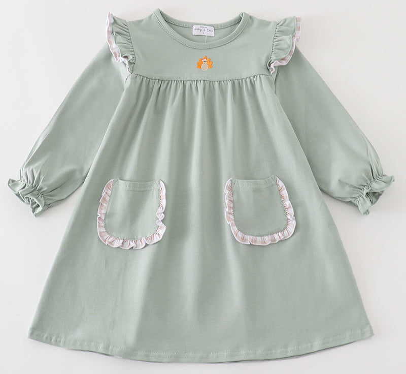 GREEN TURKEY EMBROIDERY POCKET DRESS