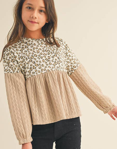 KIDS CABLE KNIT TOP WITH CHEETAH PRINT
