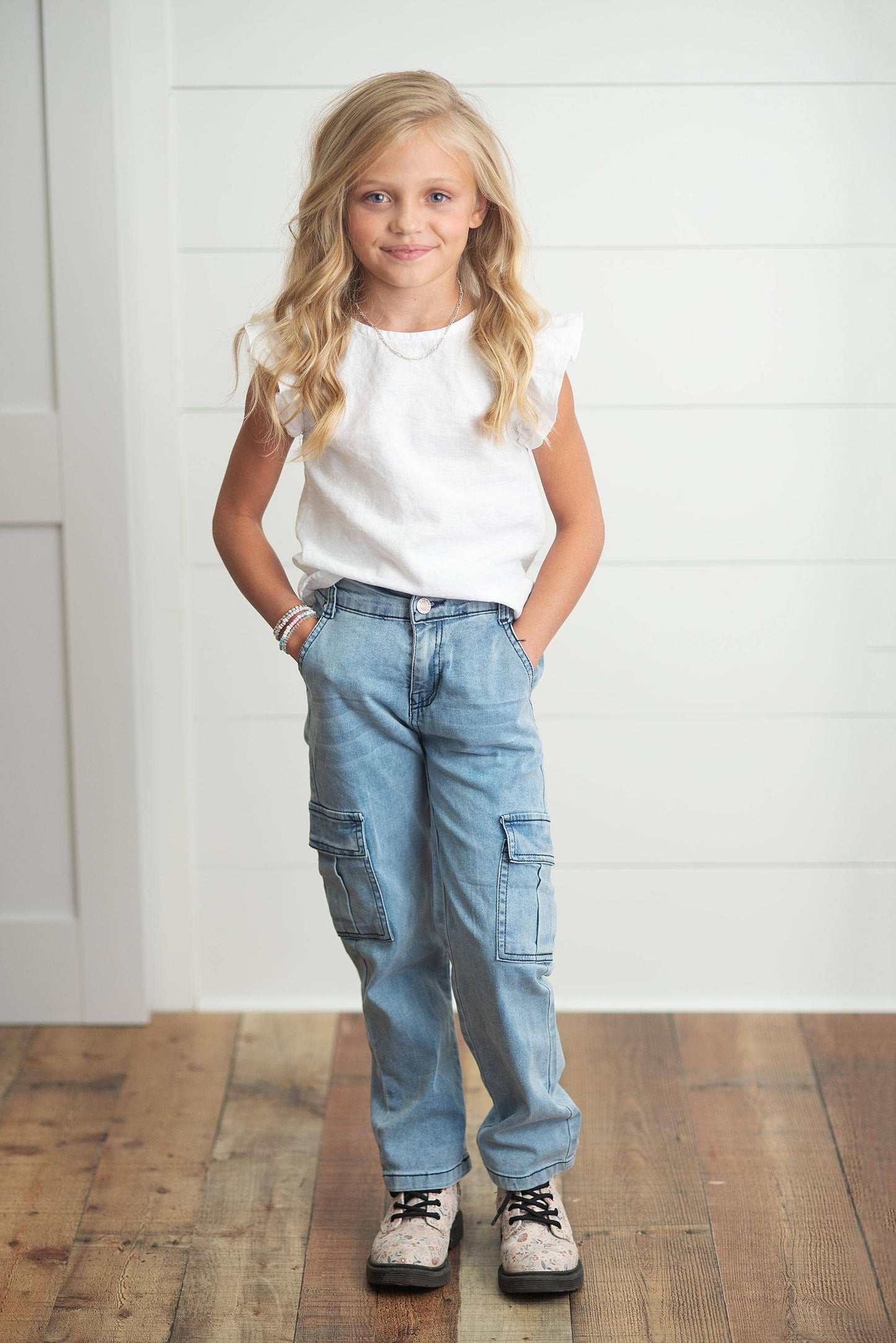 Girls Light Wash Faded Denim Cargo Pant With Pockets:
